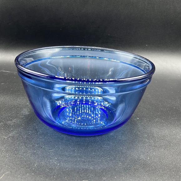 Anchor Hocking Kitchen Anchor Hocking Cobalt Blue Mixing Bowl